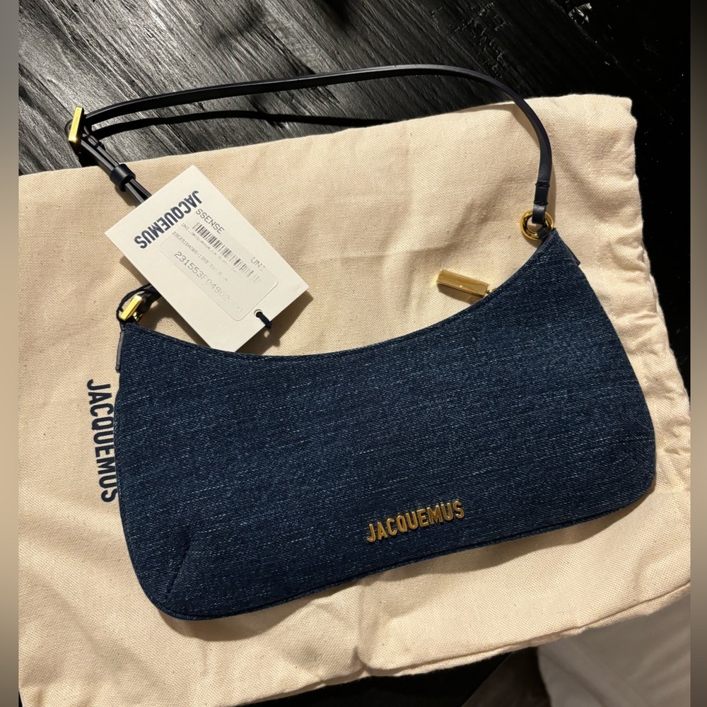 JACQUEMUS Le Bisou Bag NWT